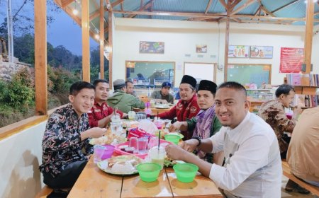 Kebersamaan dalam Harmoni: PDPM Sijunjung Gelar Rapat Persiapan Pelantikan & Buka Bersama