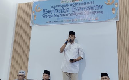 Bupati Benny Dwifa Yuswir Resmikan Bukber Warga Muhammadiyah dan Santunan Anak Yatim di Sijunjung