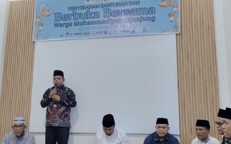 Ketua PDM Sijunjung, Usman Gumanti, Laporkan Kesuksesan Bukber dan Agenda Kemanusiaan Muhammadiyah