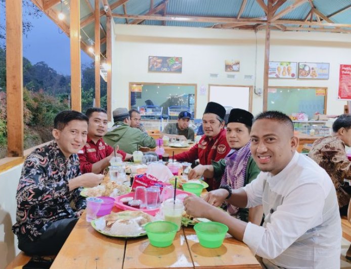 Kebersamaan dalam Harmoni: PDPM Sijunjung Gelar Rapat Persiapan Pelantikan & Buka Bersama